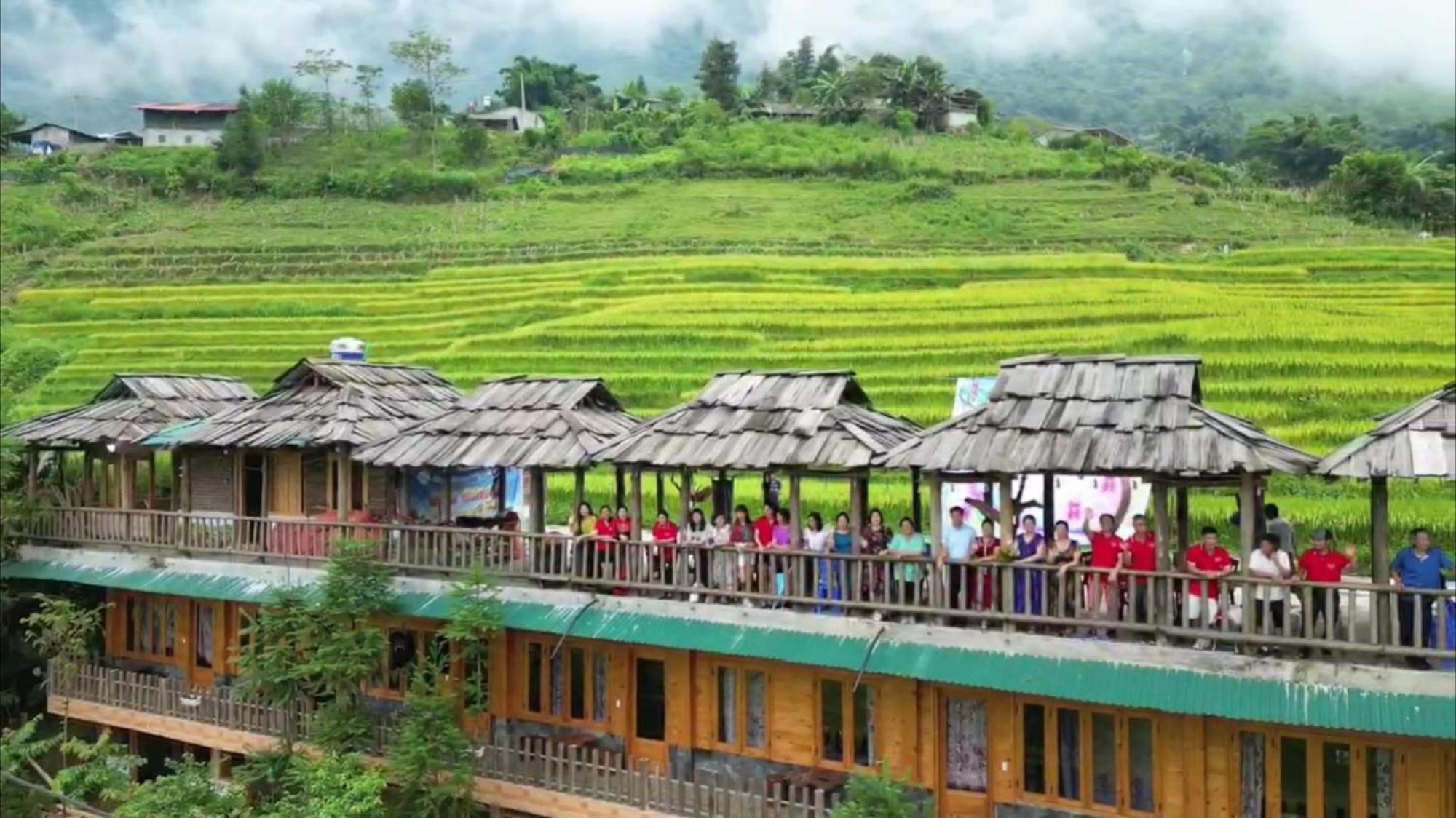 Hmong Wooden Home Sa Pa Exterior photo